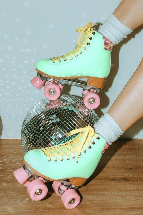 Exfoliant corporel sucré  🛼 Roller Derby - Rouleau aux fruits 🍓🍊🍒🍑 Shimmer✨🤩🪩